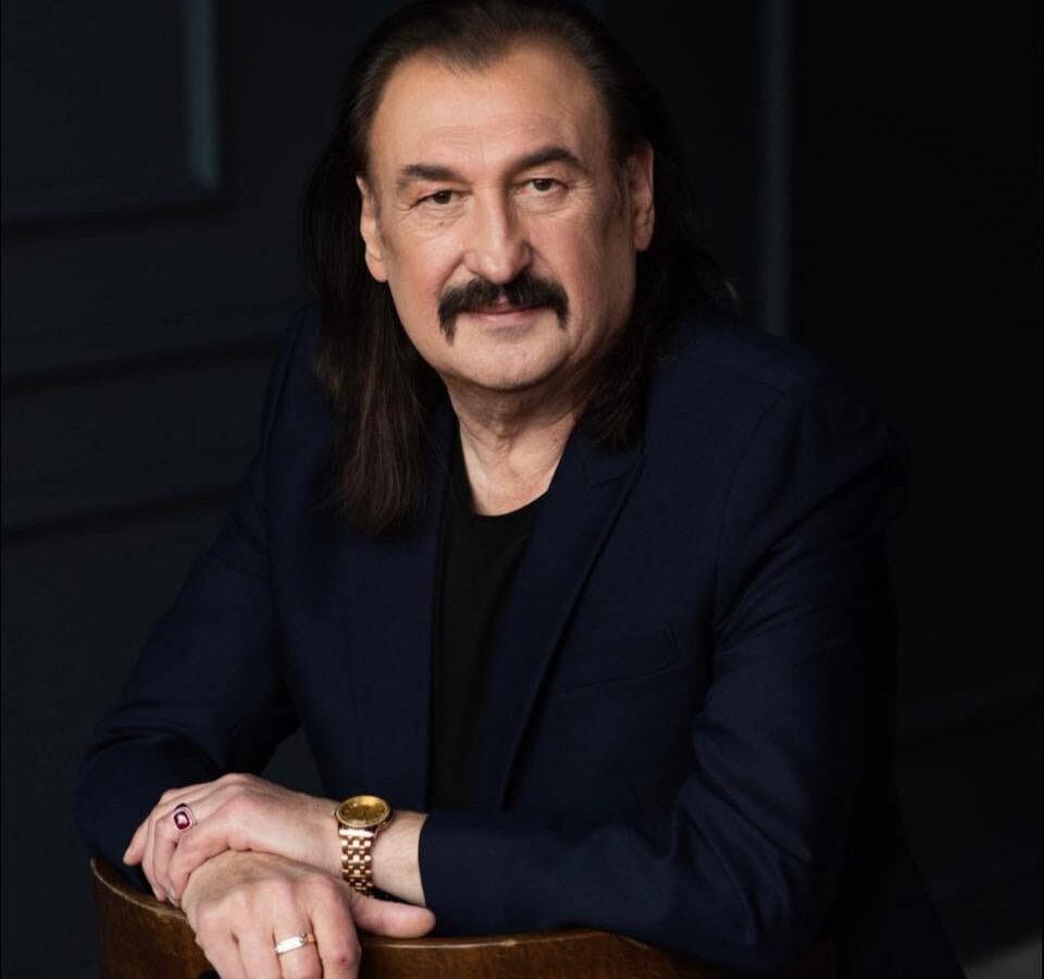 1. Степан Гіга